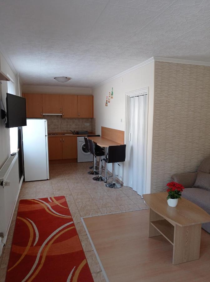 Joe Beach Apartman Keszthely Eksteriør billede
